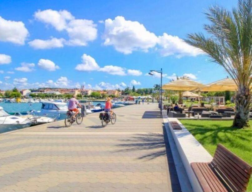 Enna Apartment C Perfect Location 梅杜林 外观 照片
