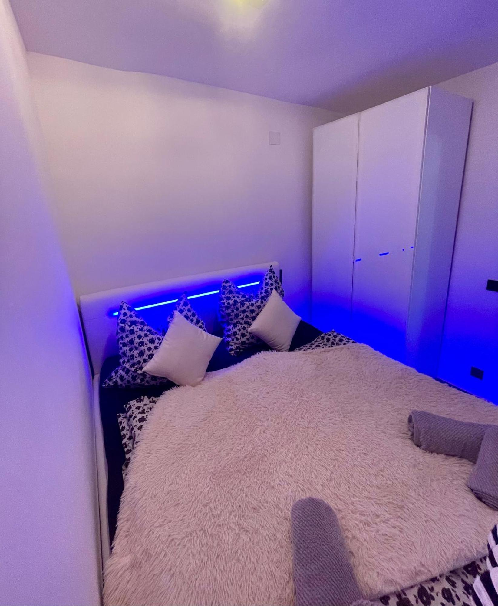 Enna Apartment C Perfect Location 梅杜林 外观 照片
