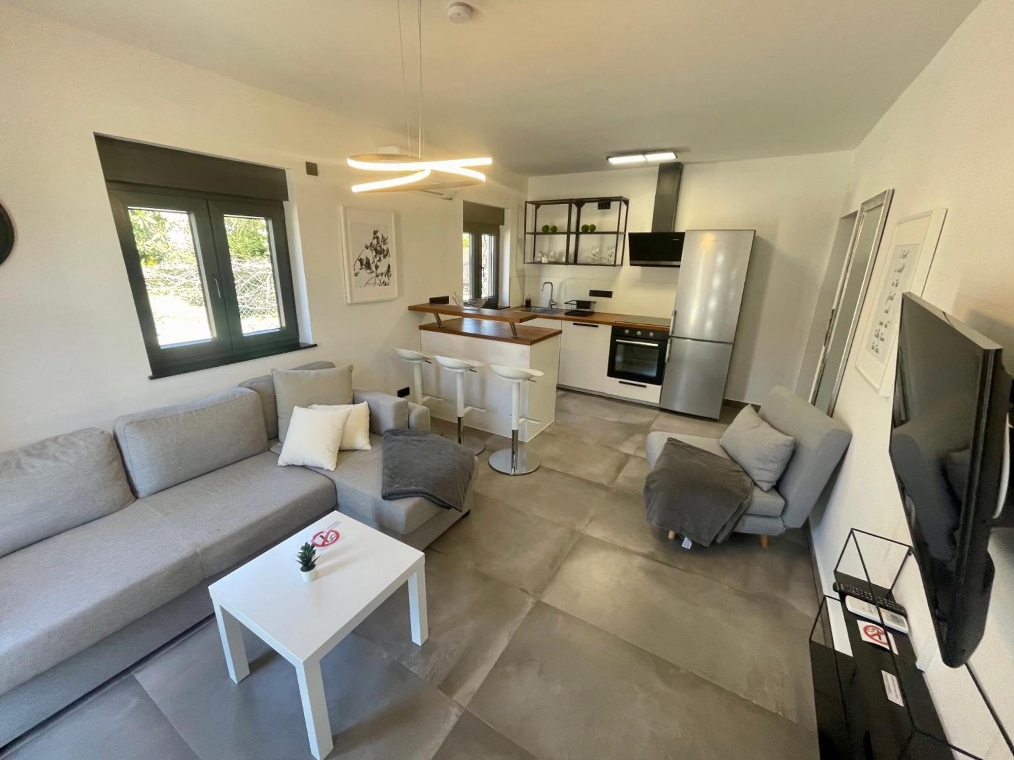 Enna Apartment C Perfect Location 梅杜林 外观 照片